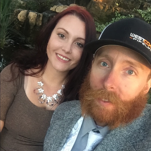 Meet your Posher, Stephanie - Picture 1 of 1